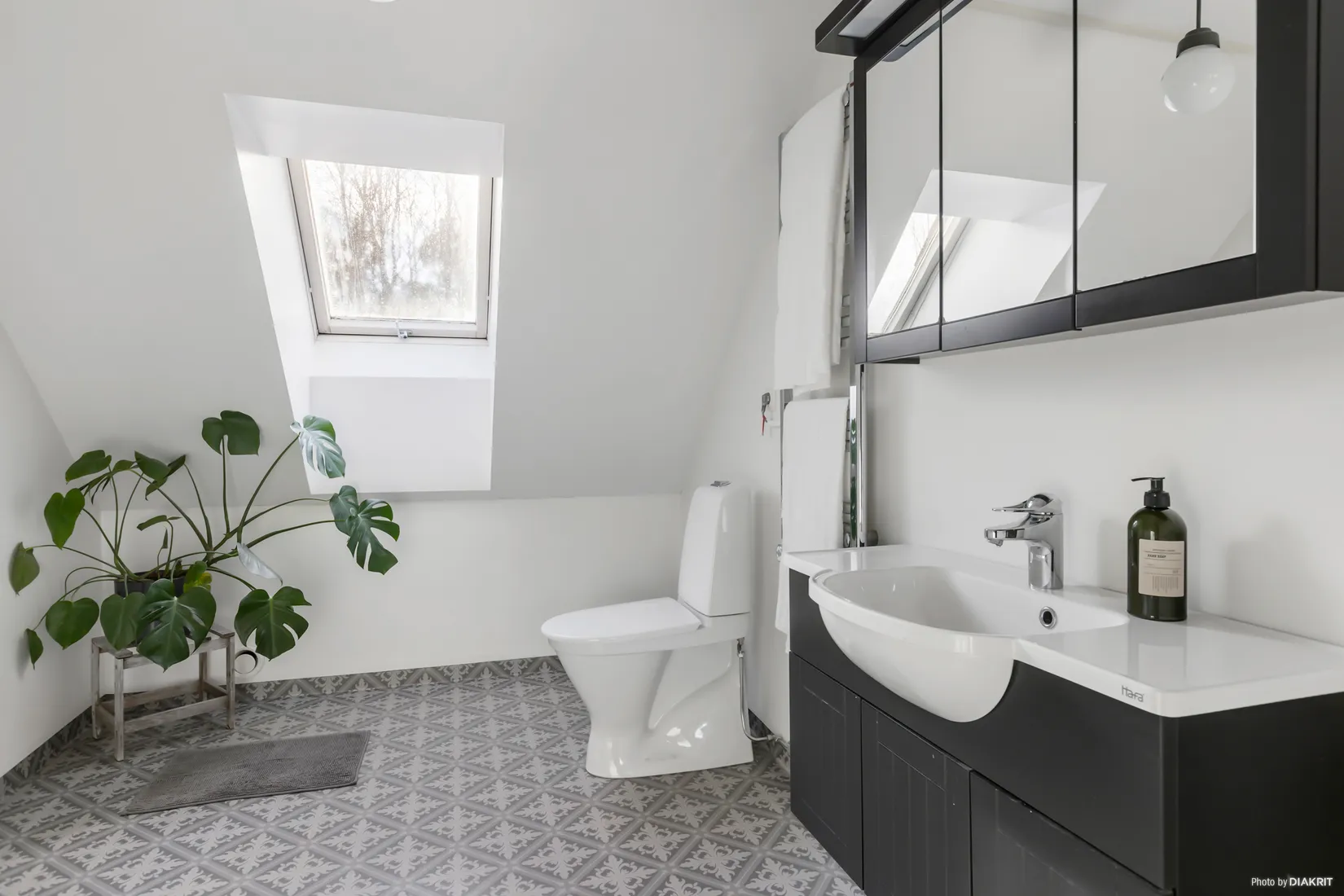 Villa, Silvervägen 4, Glanshammar, Örebro