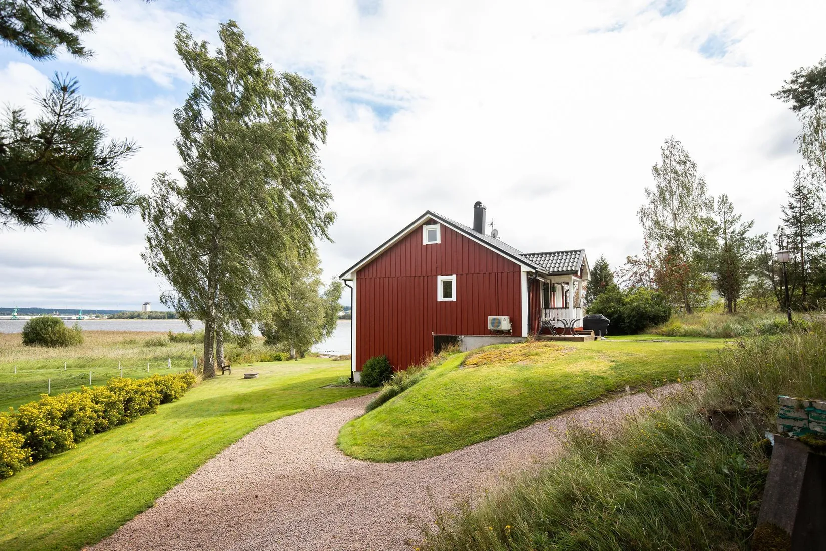 Villa, Hjälmarsnäsvägen 31A, Hjälmarsnäs, Kristinehamn