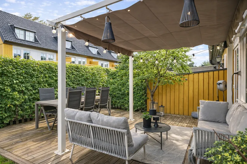 Villa, Radhus, Lövängsvägen 115, Ella Gård, Täby