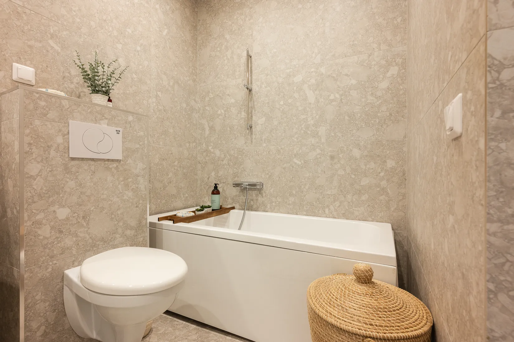 Bostadsrätt, Radhus, Säljägarvägen 38, Margretelund, Österåker