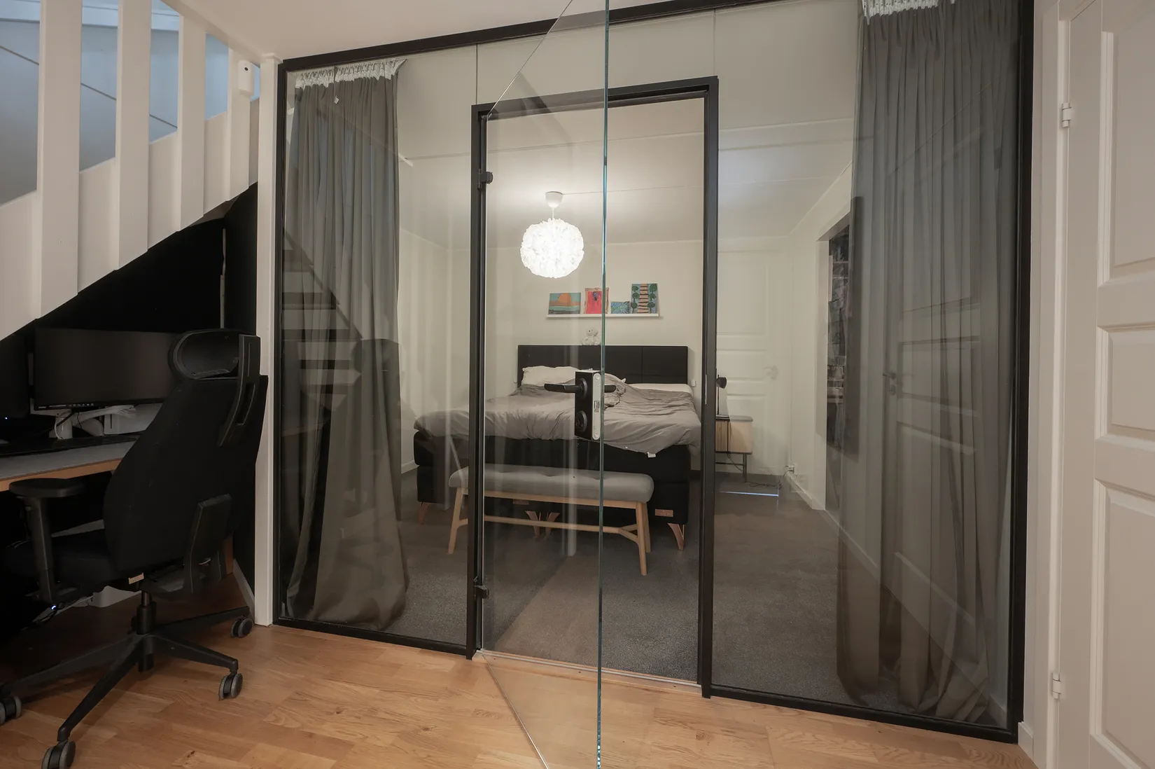 Radhus, Björnspinnarvägen 125, Myrängen, Huddinge