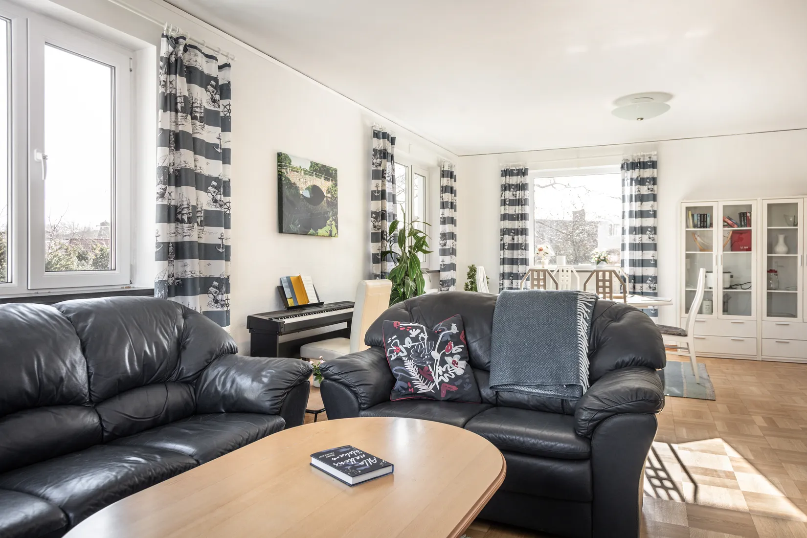 Villa, Jonebergsvägen 13, Simrishamn