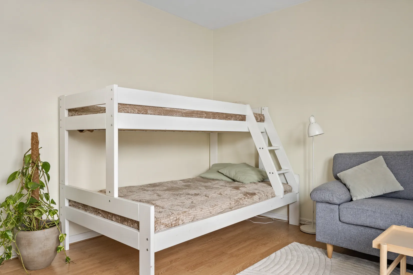 Bostadsrätt, Månadsvägen 31, Jakobsberg, Järfälla