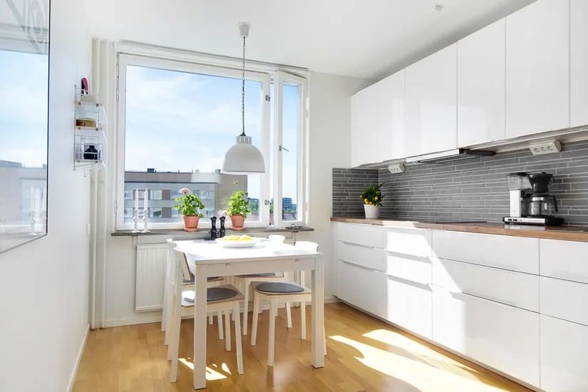 Bostadsrätt, Infanterigatan 19, 8 tr, Huvudsta, Solna