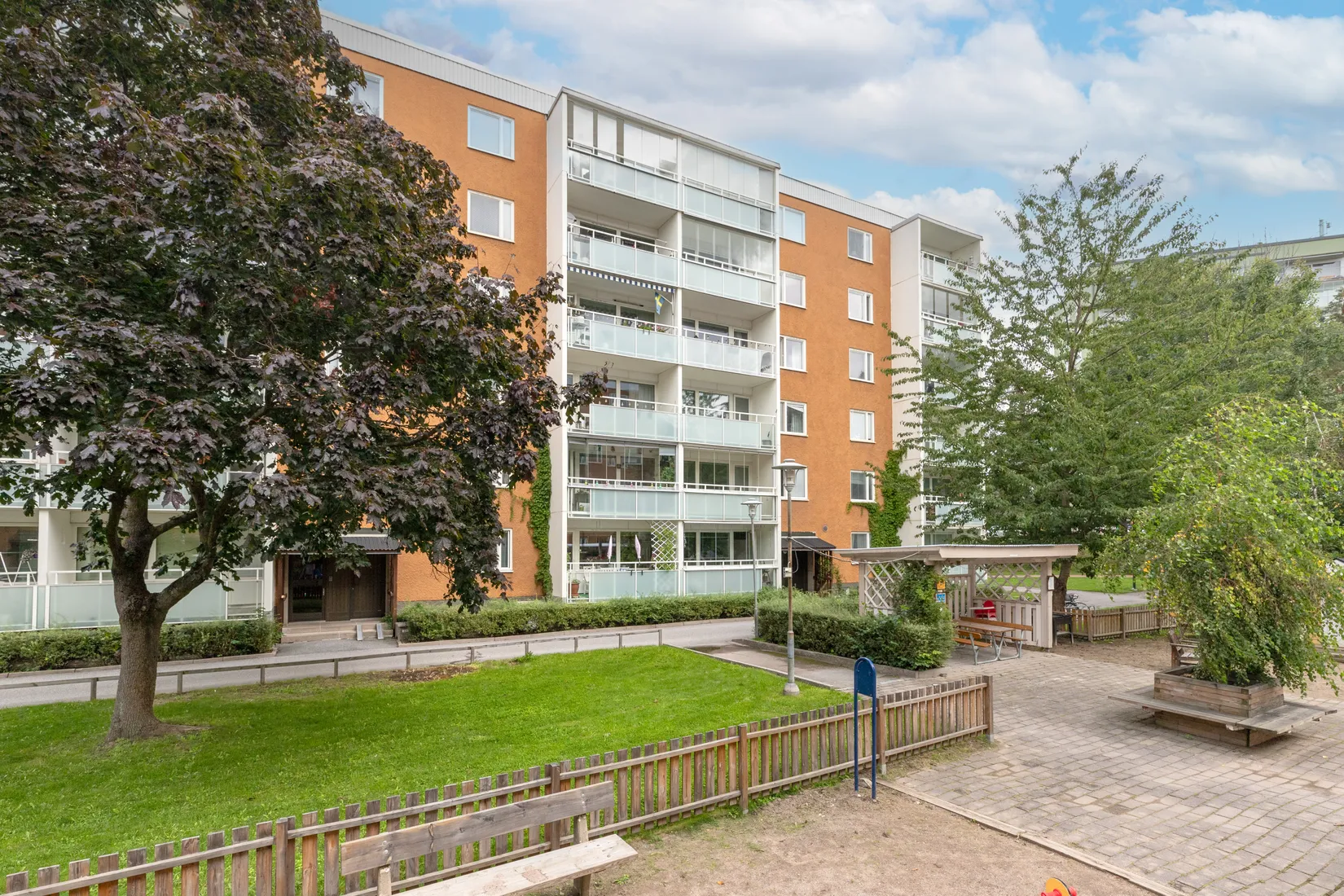 Bostadsrätt, Jonstorpsvägen 32, Huvudsta, Solna