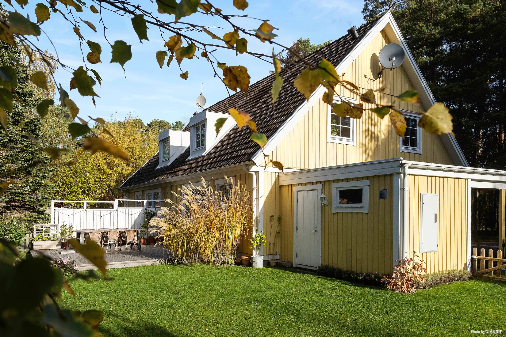 Villa, Falkvägen 43A & B, Riviera, Båstad