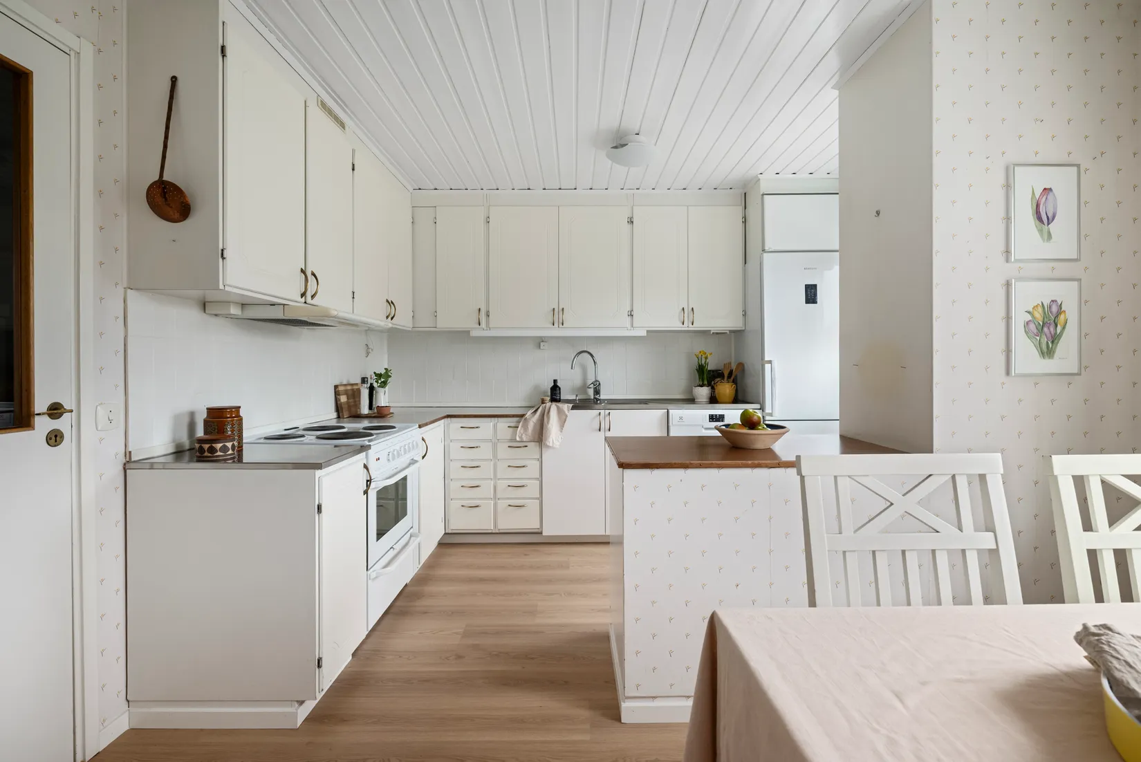 Villa, Radhus, Storvretsvägen 97, Nälsta, Stockholm