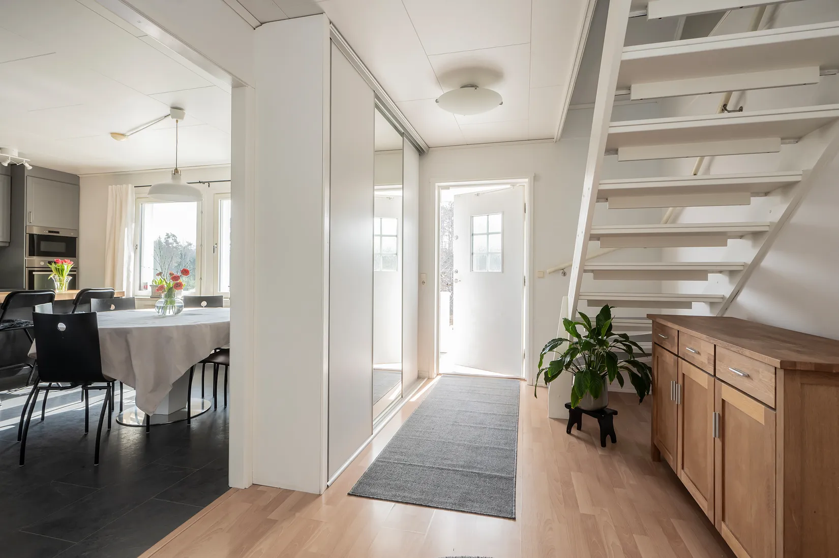 Villa, Porsvägen 1A, Tullinge - Brantbrink, Botkyrka