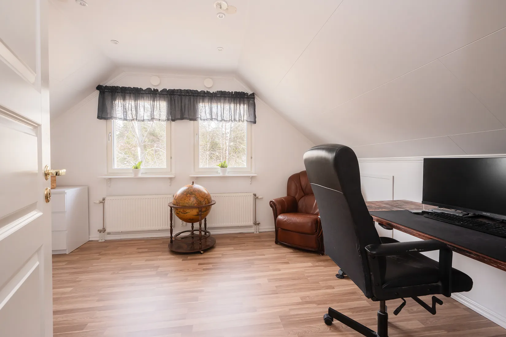 Villa, Porsvägen 1A, Tullinge - Brantbrink, Botkyrka