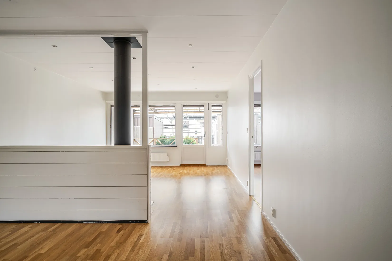 Villa, Radhus, Vikingavägen 7B, Centralt, Gnesta