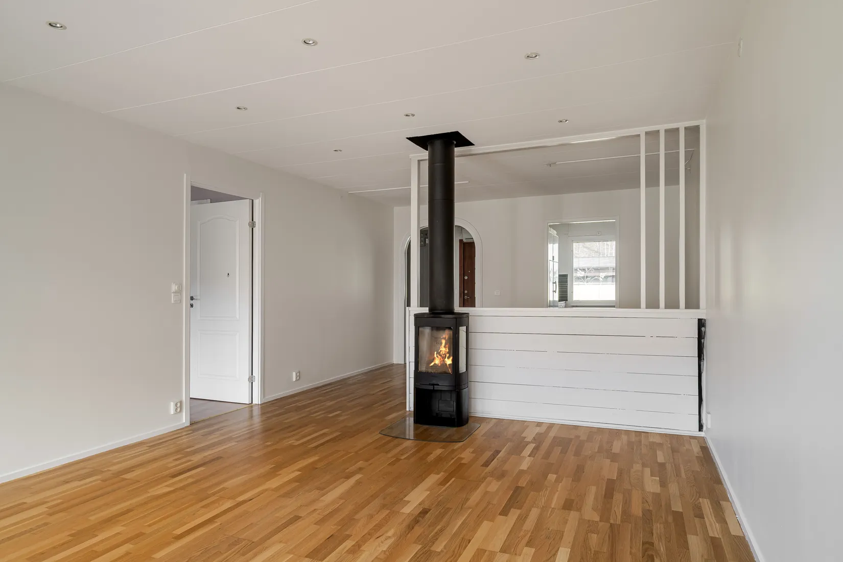 Villa, Radhus, Vikingavägen 7B, Centralt, Gnesta