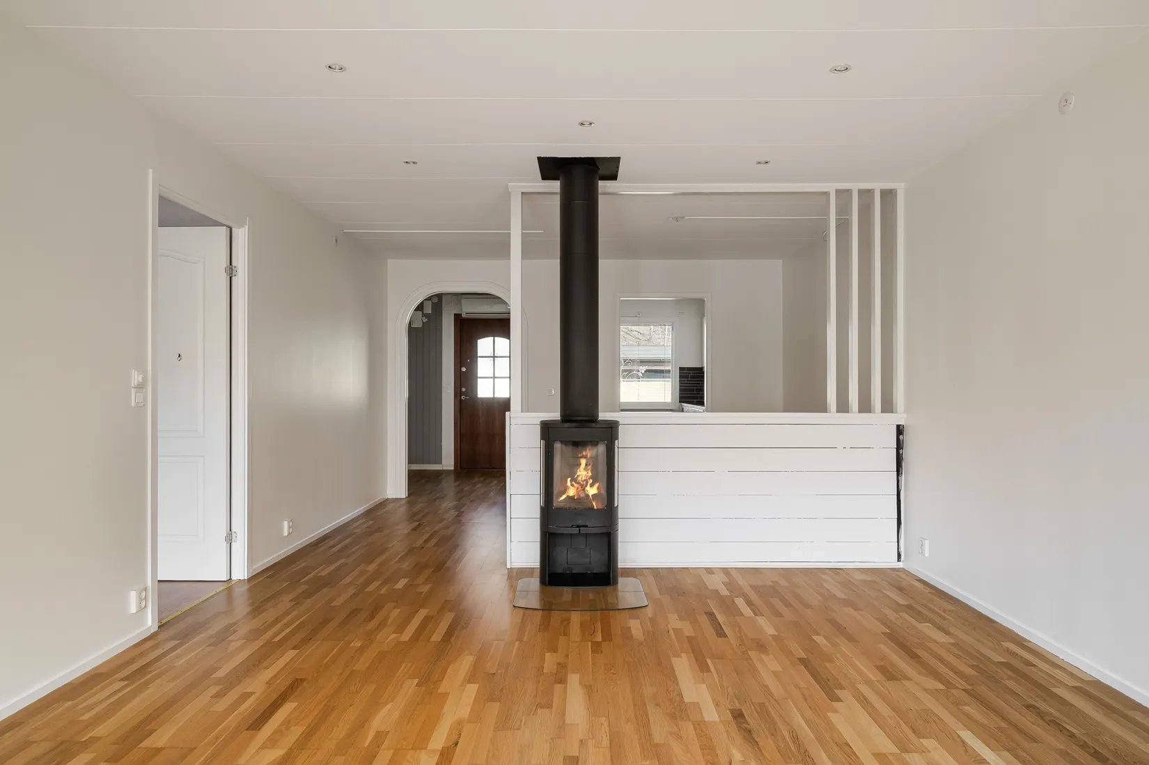 Villa, Radhus, Vikingavägen 7B, Centralt, Gnesta