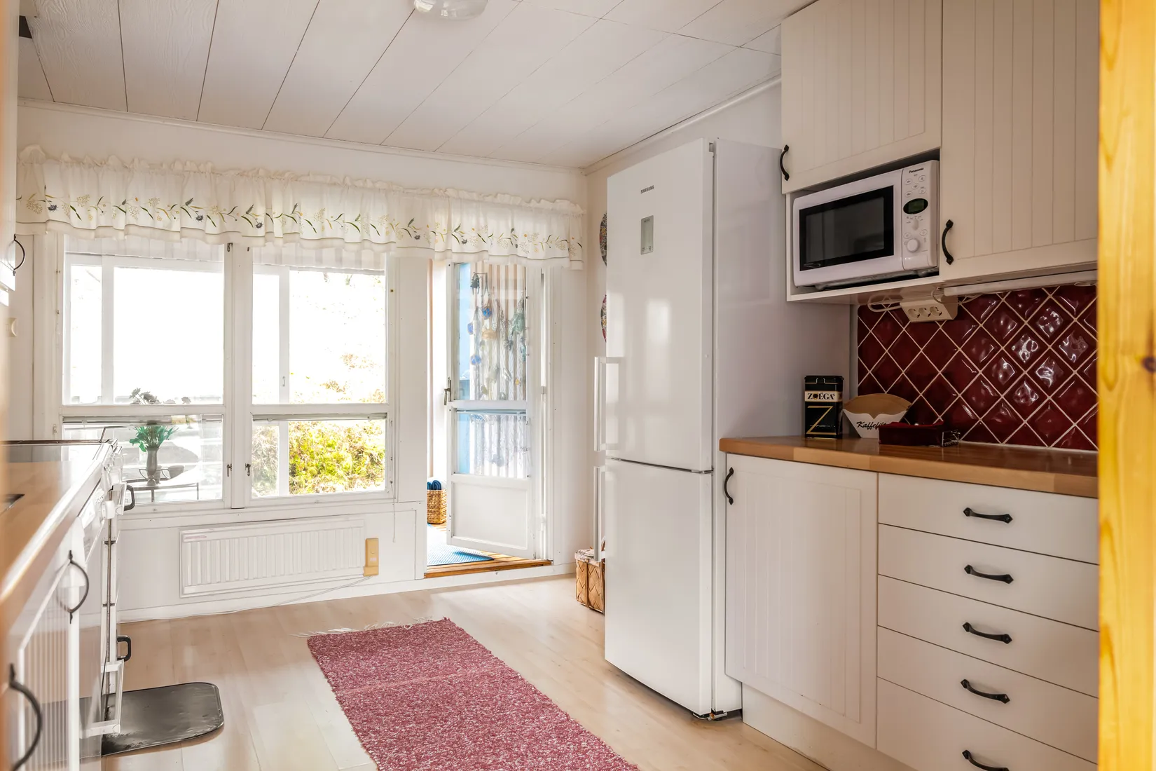 Villa, Skogsborg 94, Skogsborg/Kyrkesund, Tjörn