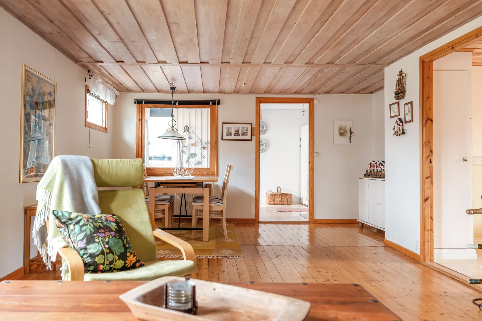 Villa, Skogsborg 94, Skogsborg/Kyrkesund, Tjörn