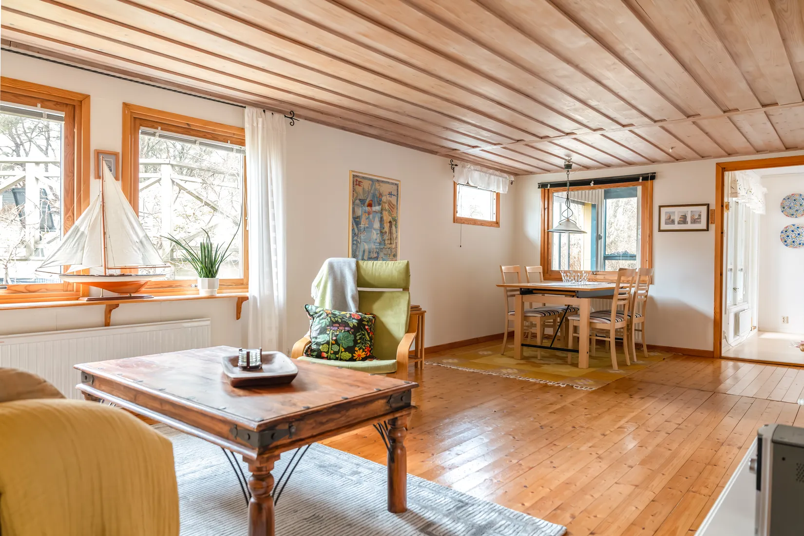 Villa, Skogsborg 94, Skogsborg/Kyrkesund, Tjörn