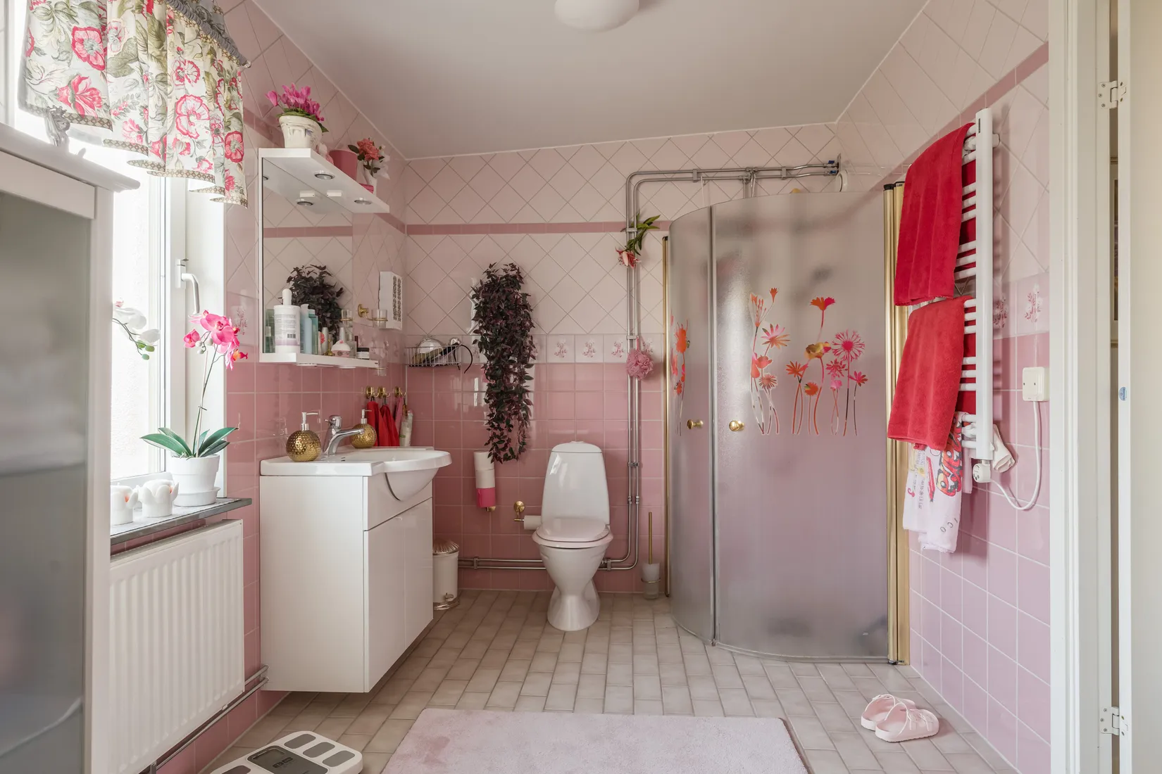 Villa, Radhus, Studievägen 3, Sörbyängen, Örebro