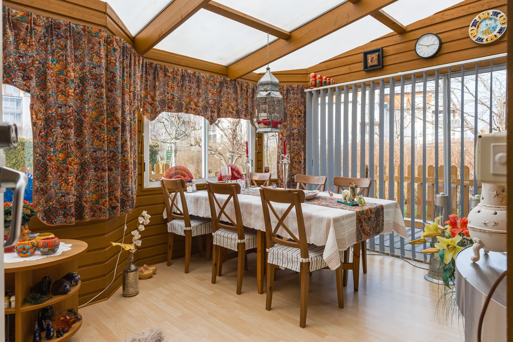 Villa, Radhus, Studievägen 3, Sörbyängen, Örebro