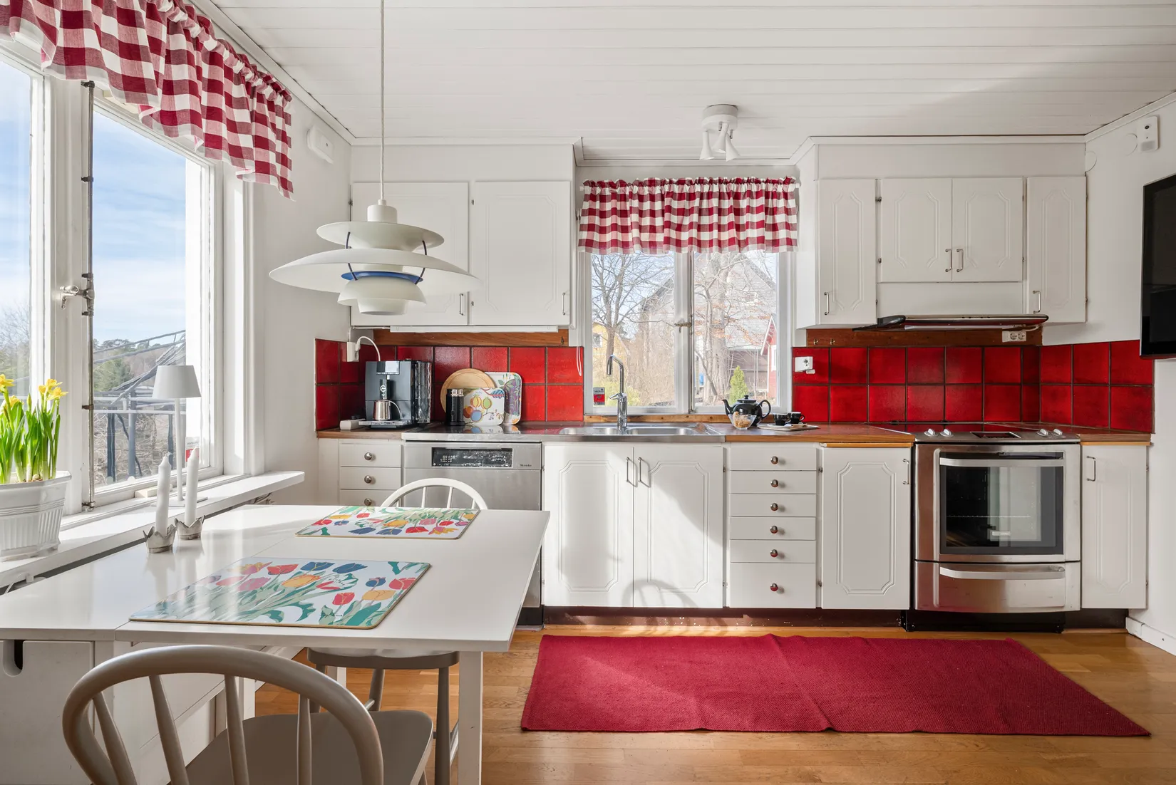 Villa, Linjemästarvägen 5, Nälsta, Stockholm