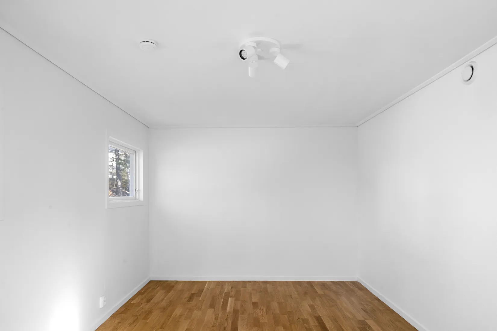 Villa, Larvstigen 5, Raksta, Tyresö