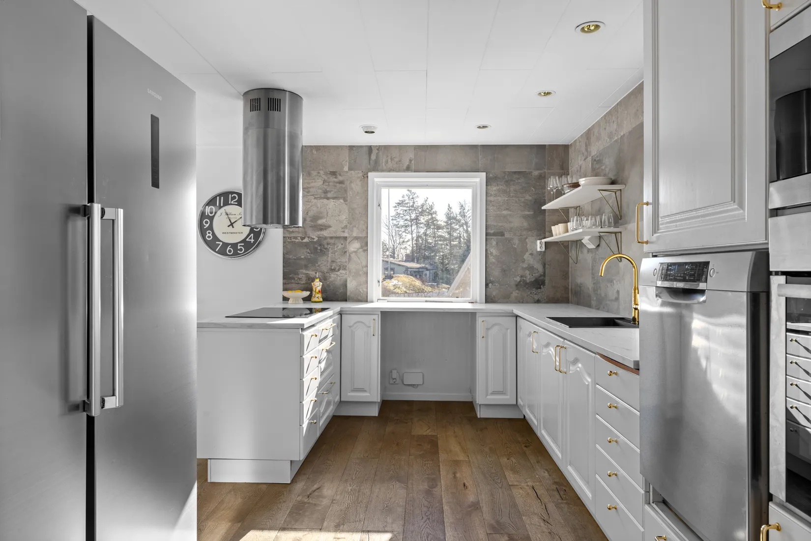 Villa, Larvstigen 5, Raksta, Tyresö