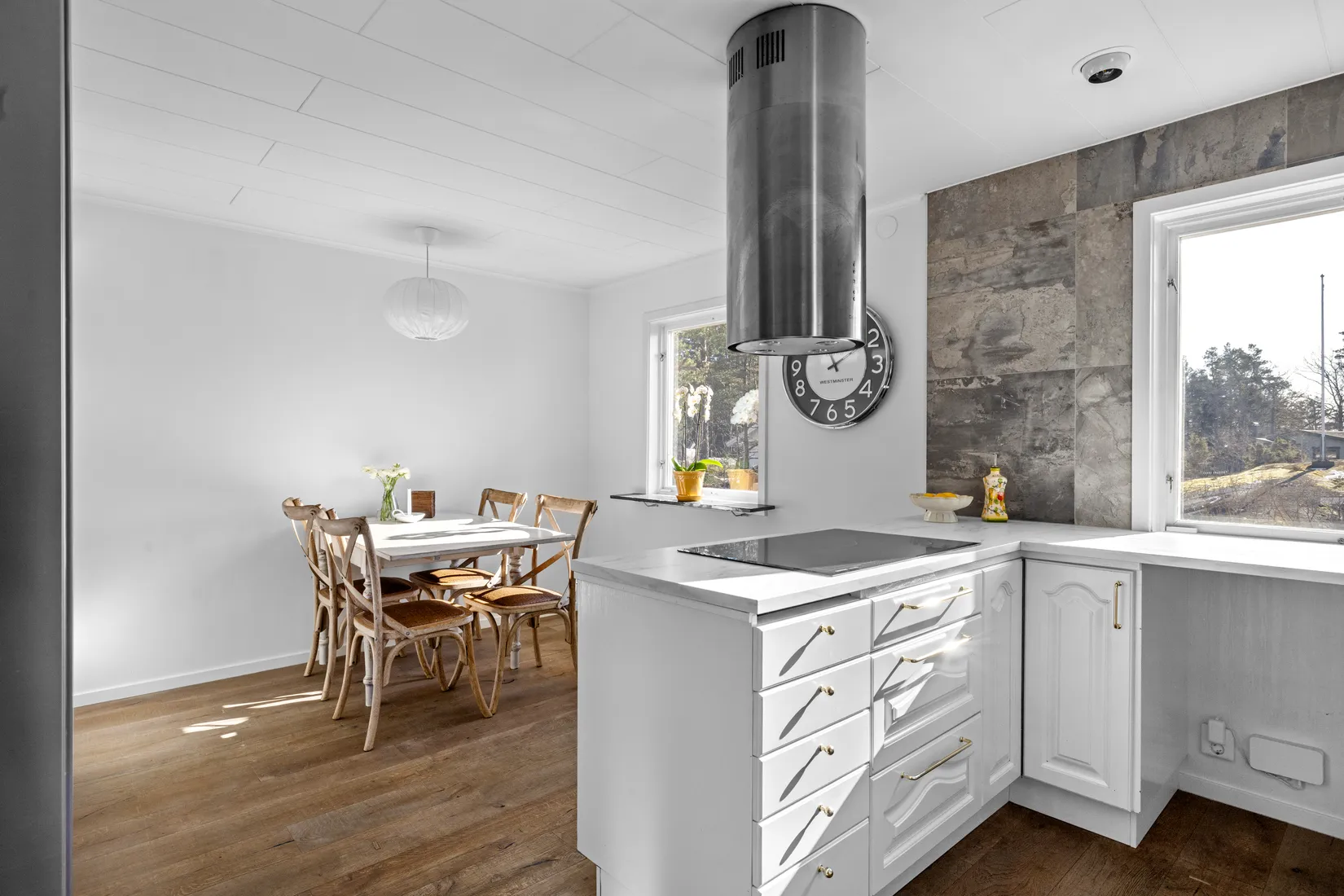 Villa, Larvstigen 5, Raksta, Tyresö