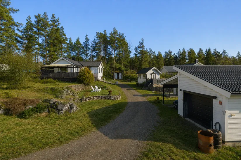 Villa, Larvstigen 5, Raksta, Tyresö