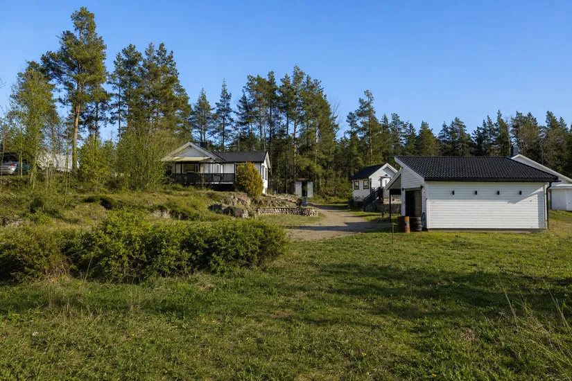 Villa, Larvstigen 5, Raksta, Tyresö