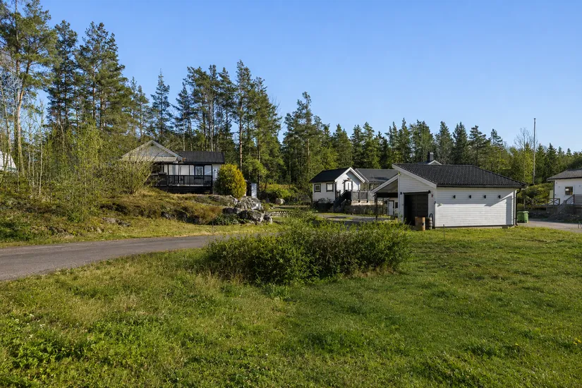 Villa, Larvstigen 5, Raksta, Tyresö