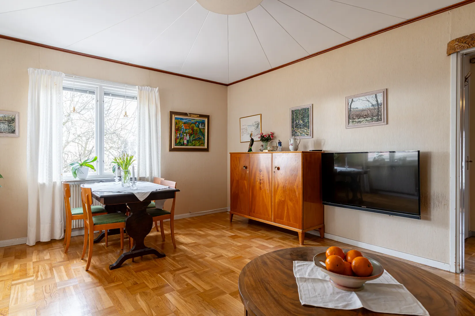 Villa, Gyllings väg 10, Hällberga, Eskilstuna
