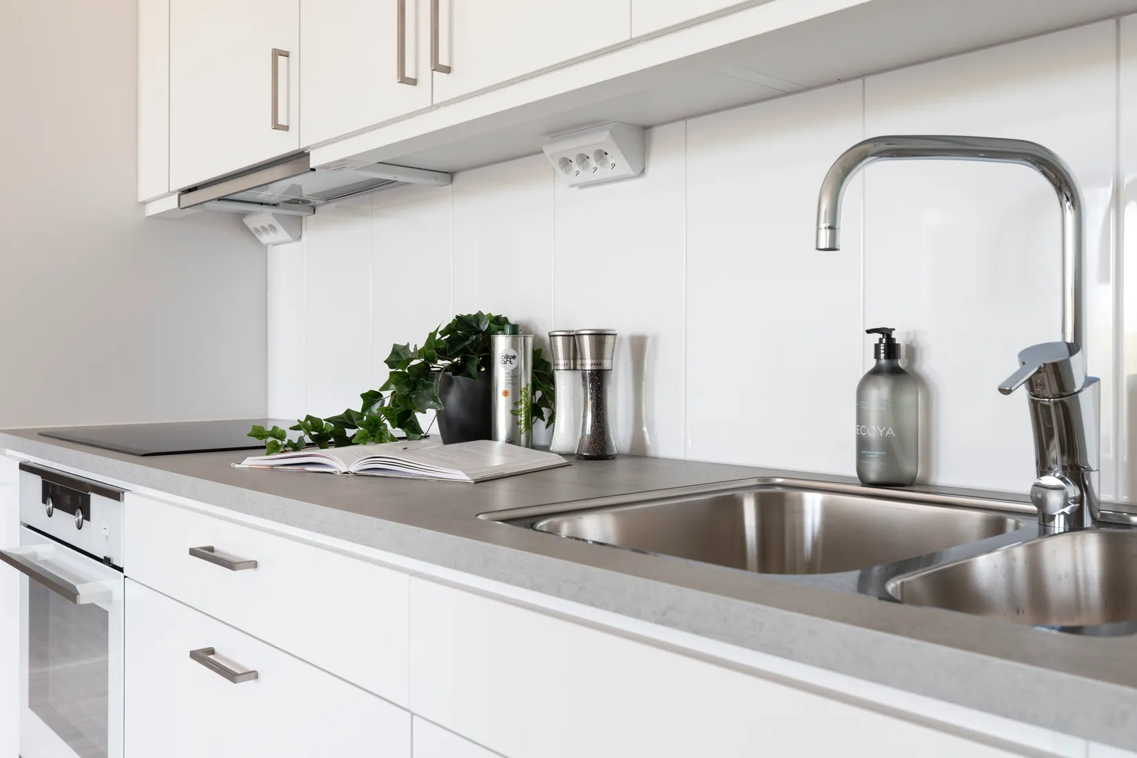 Bostadsrätt, Åkare Engströms Väg 5, 5 tr, Spånga  - Bromstensstaden, Stockholm