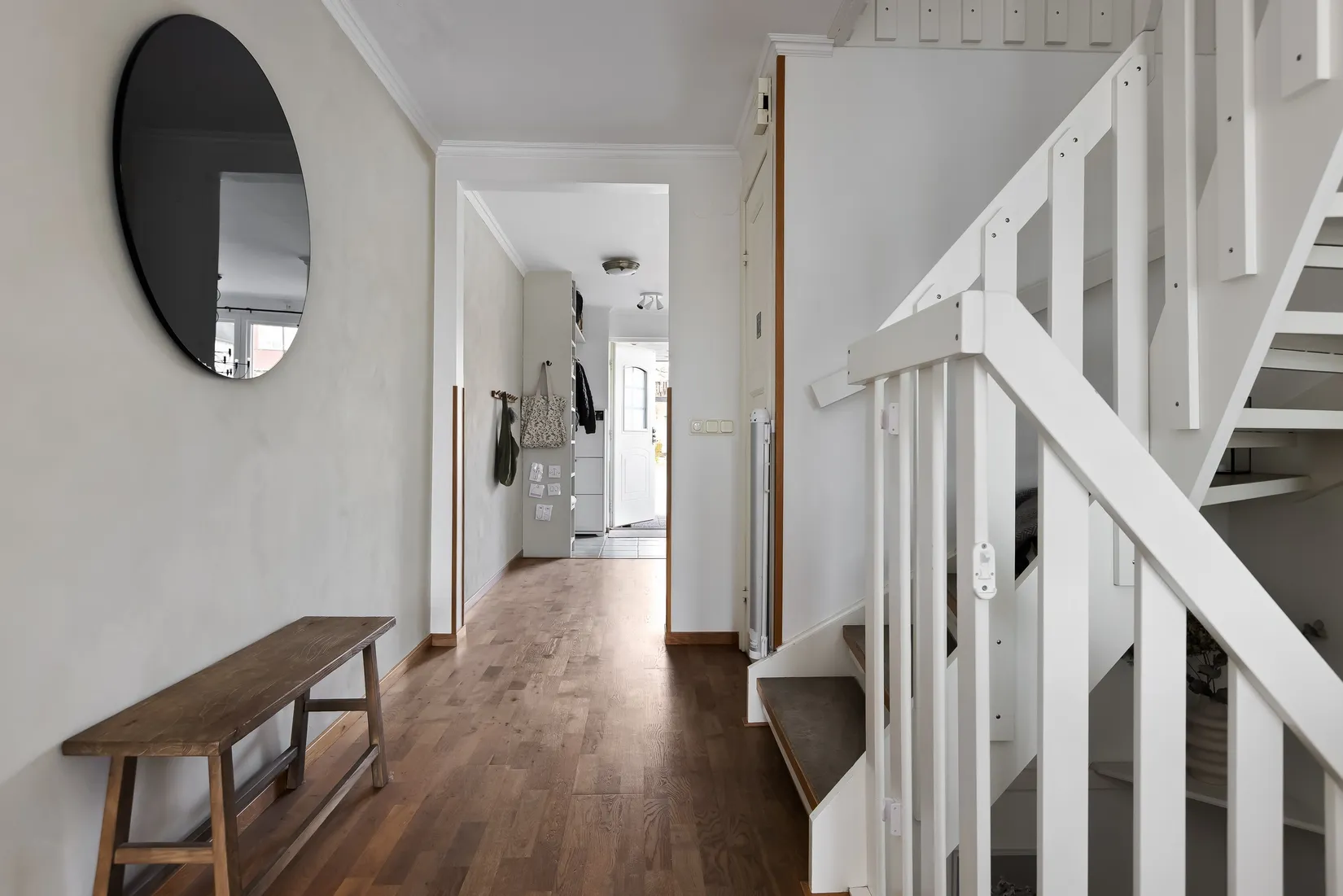 Radhus, Taggsvampsvägen 13, Sörskogen, Huddinge