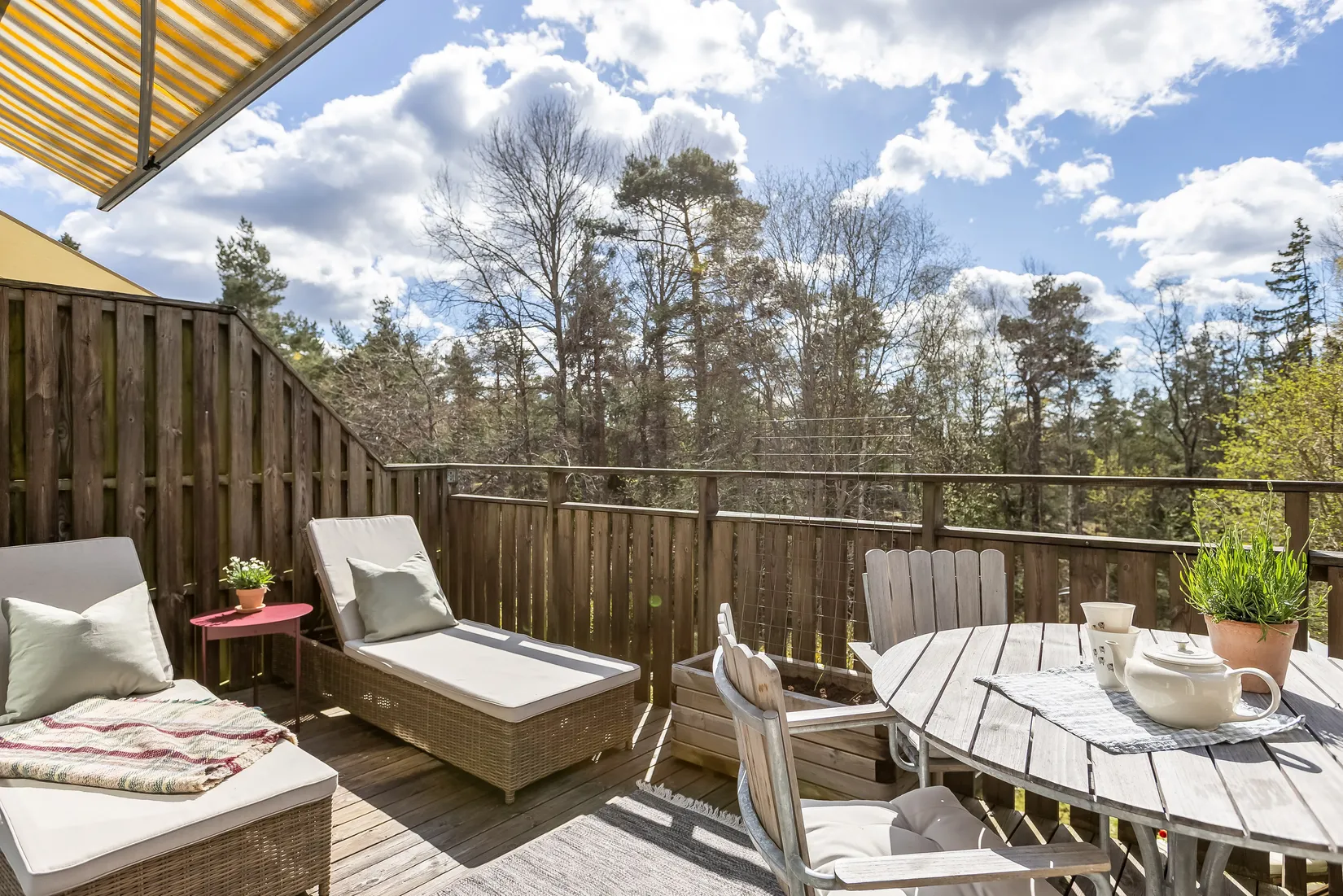 Radhus, Taggsvampsvägen 13, Sörskogen, Huddinge