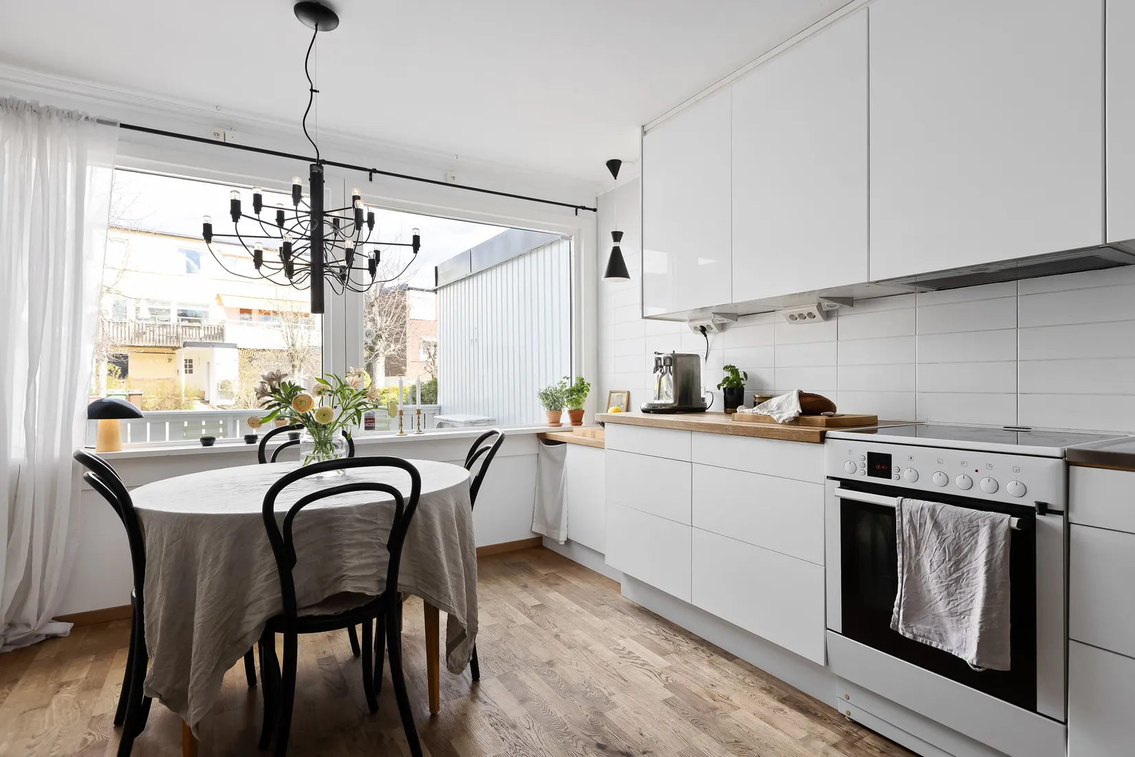 Radhus, Taggsvampsvägen 13, Sörskogen, Huddinge