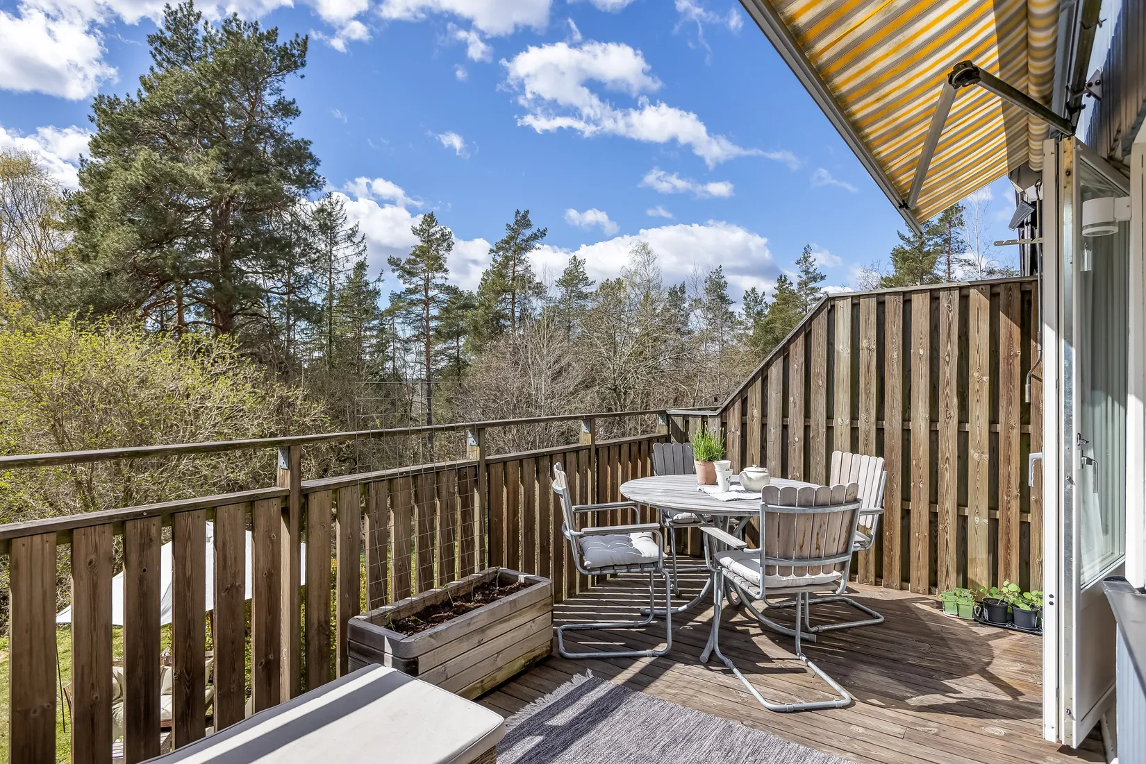 Radhus, Taggsvampsvägen 13, Sörskogen, Huddinge
