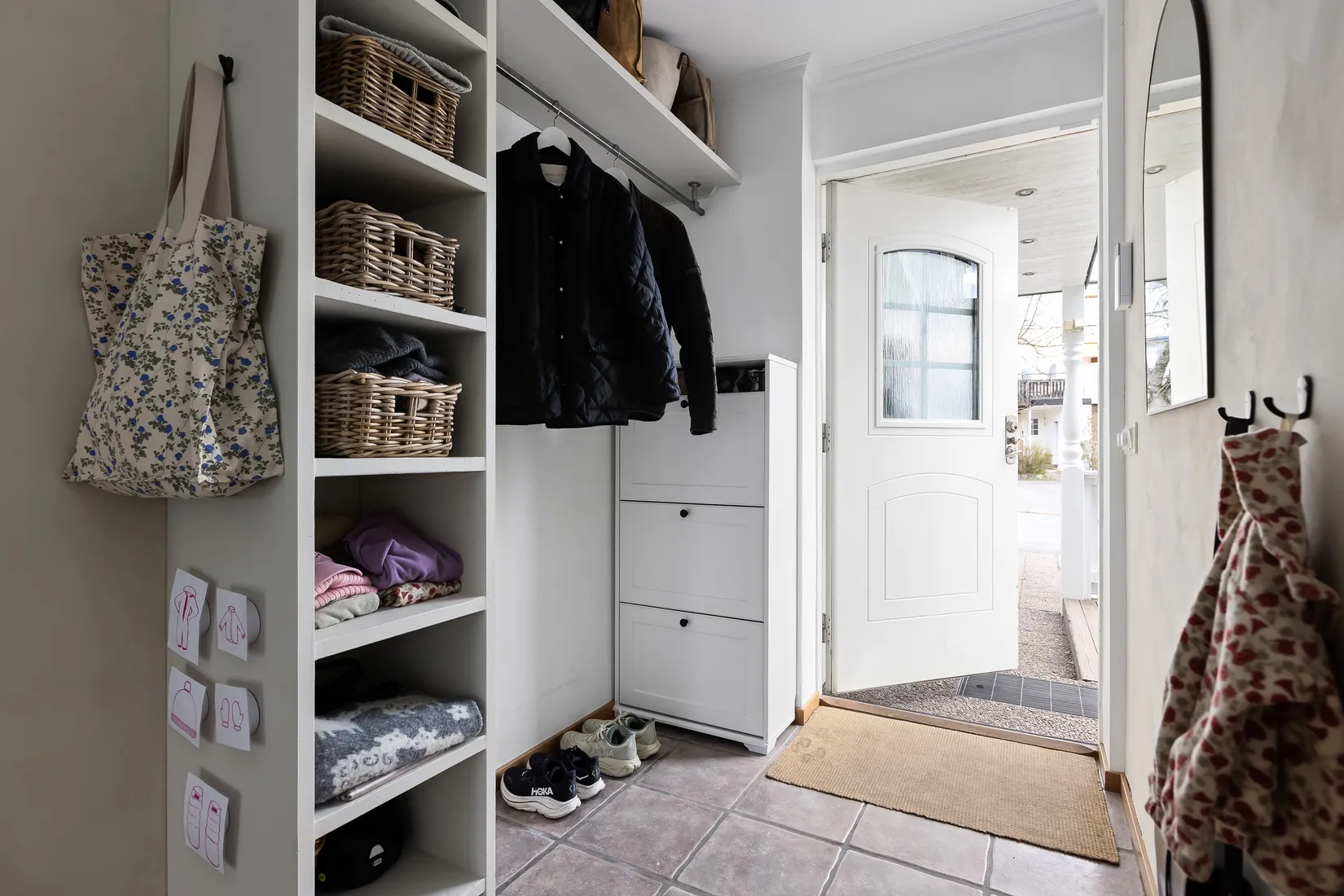 Radhus, Taggsvampsvägen 13, Sörskogen, Huddinge