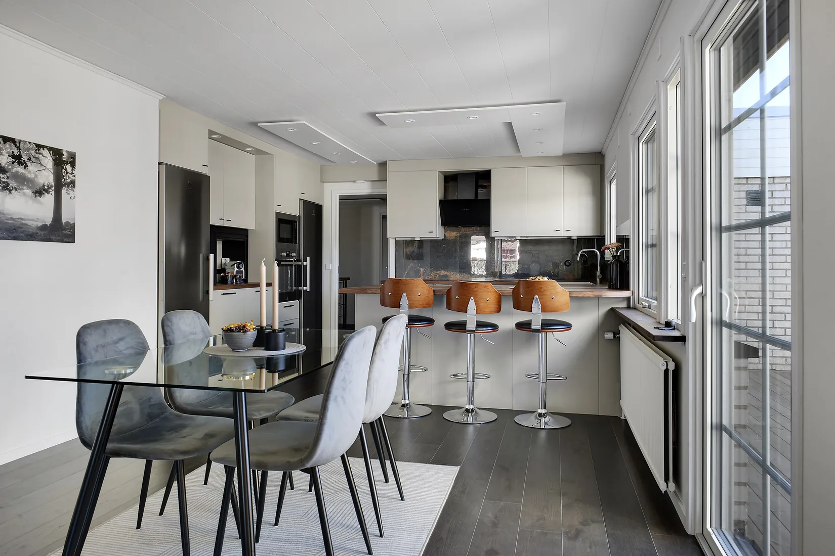 Villa, Kullenvägen 6, Centrala Vara, Vara