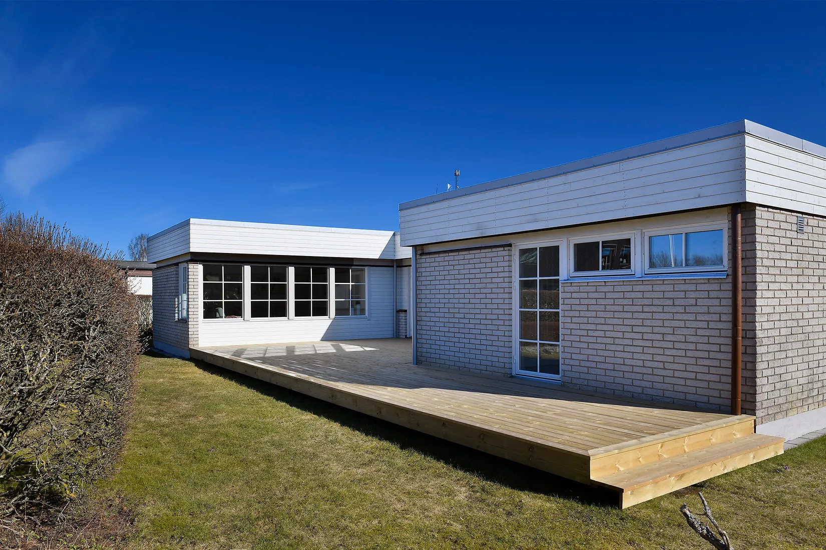 Villa, Kullenvägen 6, Centrala Vara, Vara