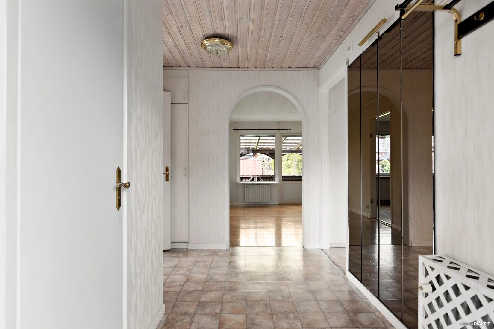 Villa, Björnbärsgatan 4, Nya Hjärsta, Örebro