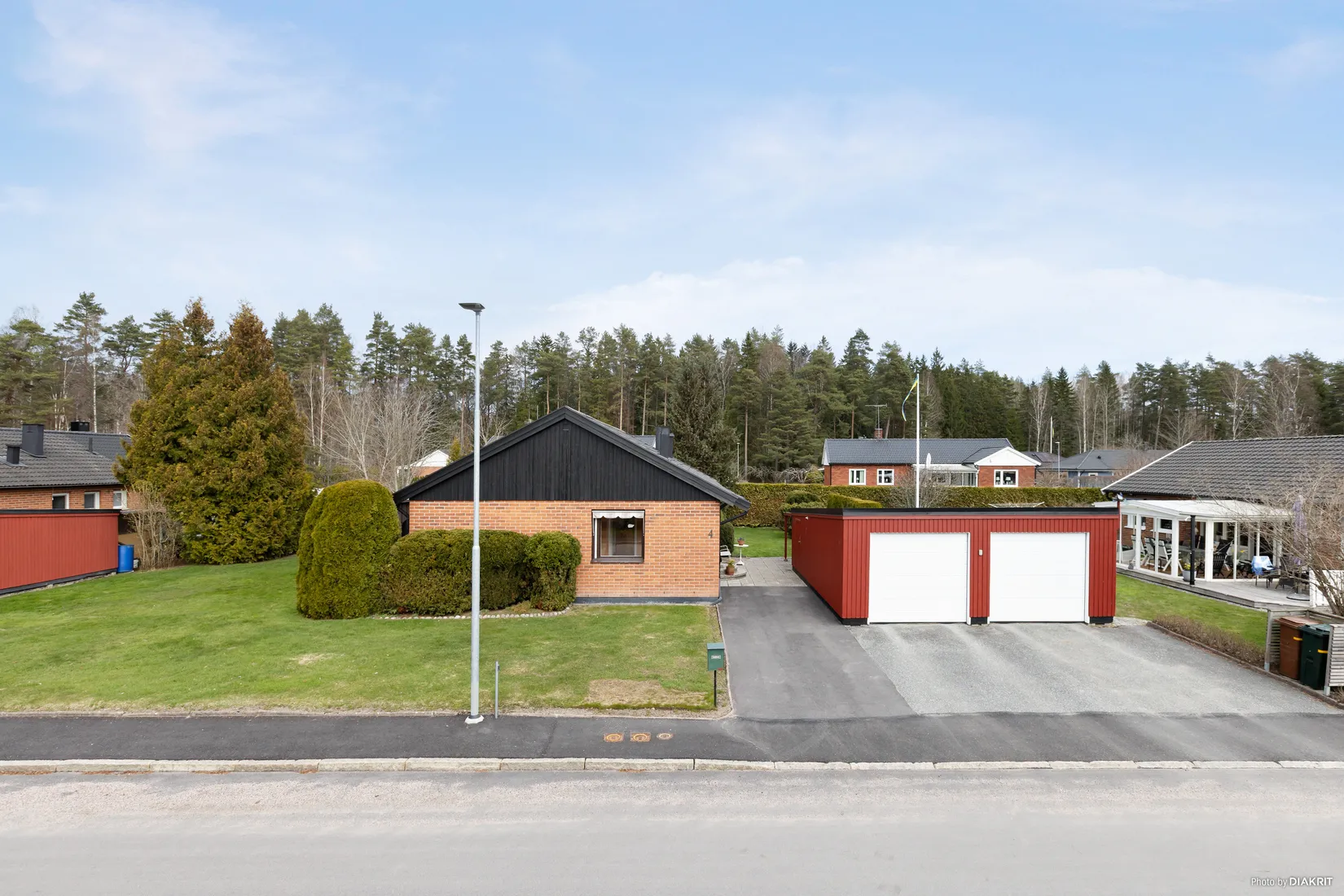 Villa, Björnbärsgatan 4, Nya Hjärsta, Örebro
