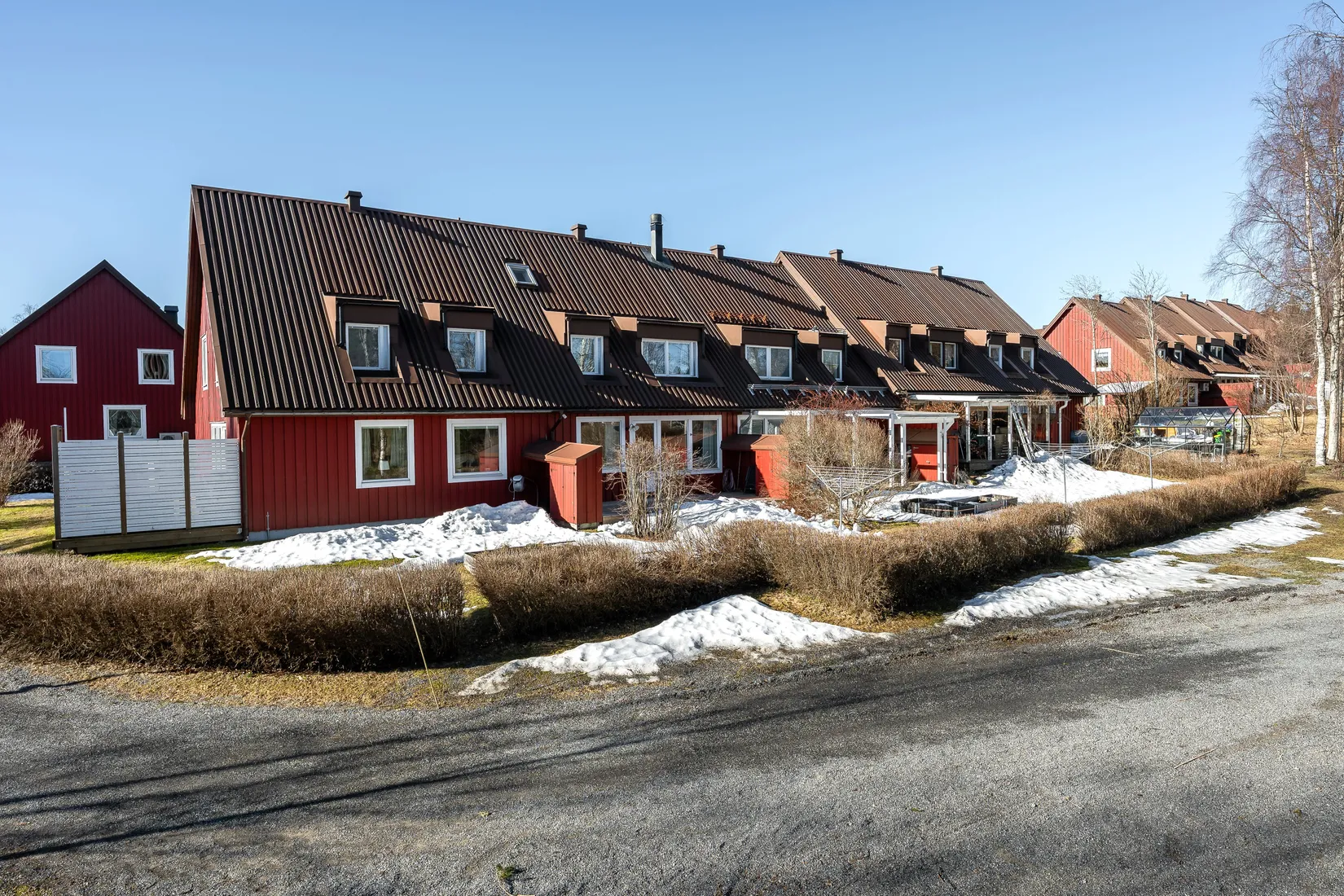 Radhus, Furuvägen 30, Hälletorp, Härnösand