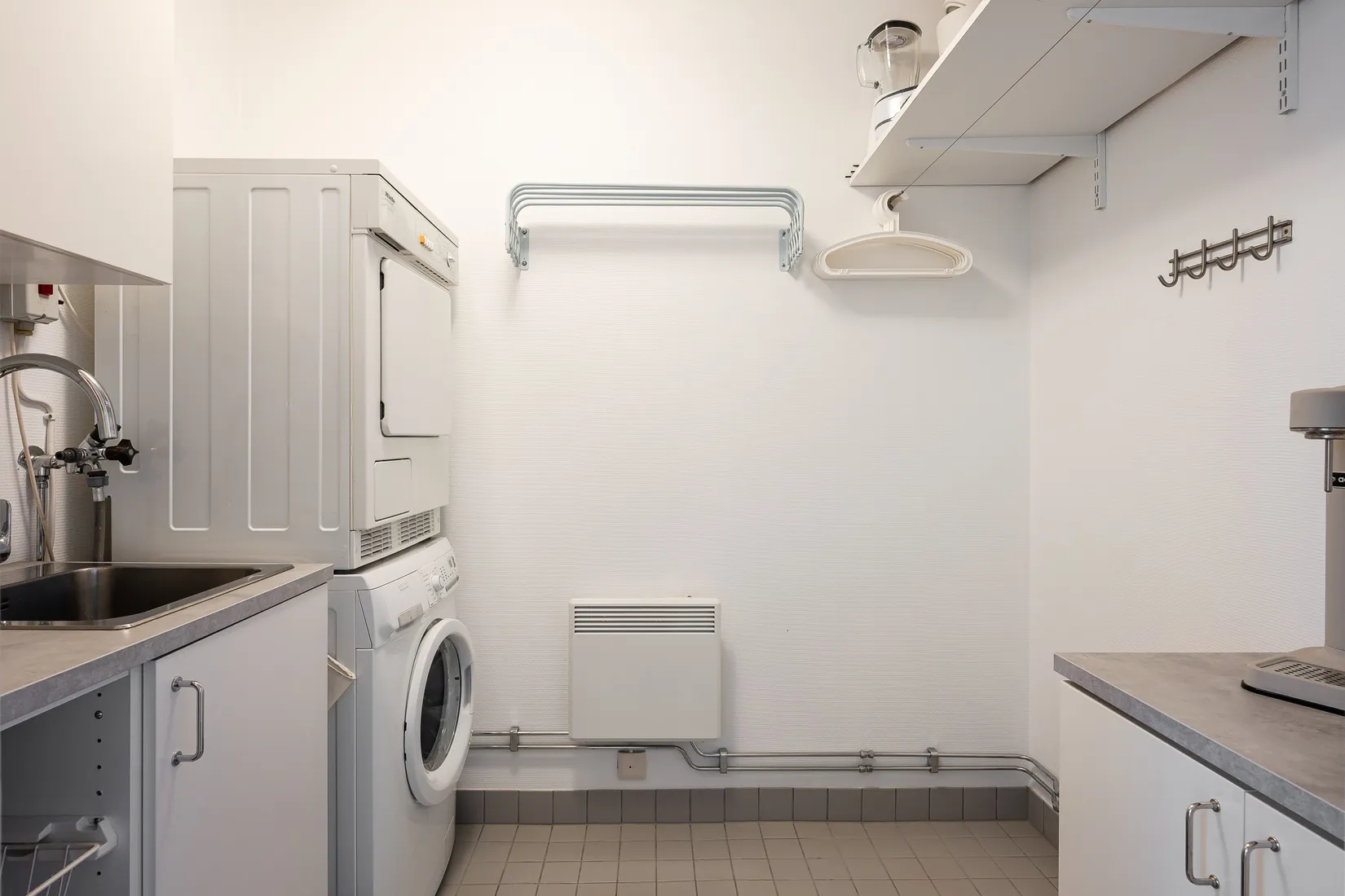 Radhus, Furuvägen 30, Hälletorp, Härnösand