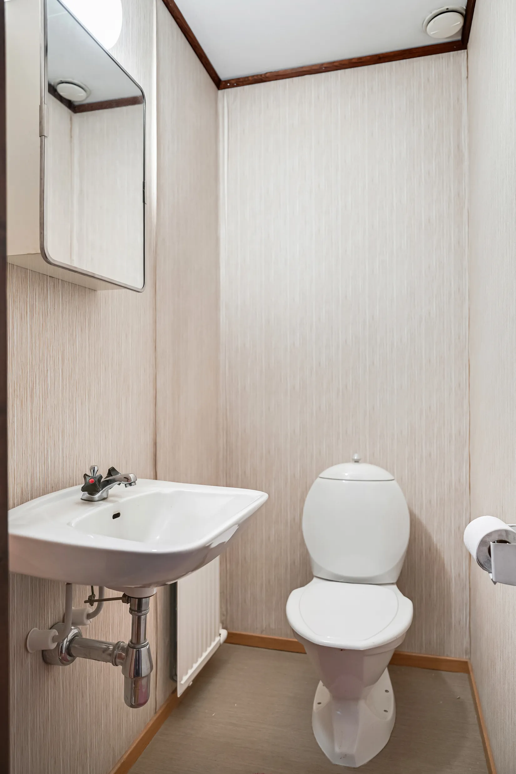 Villa, Nils Ehrnbergs väg 4, Österäng, Kristianstad