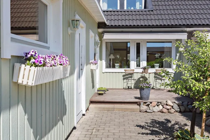 Villa, Radhus, Russingränd 11, Viksjö, Järfälla