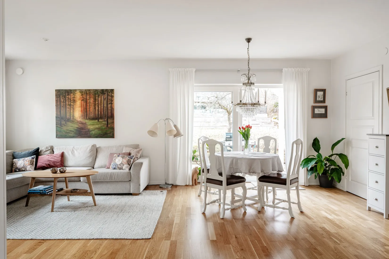 Bostadsrätt, EKBACKSVÄGEN 7A, Näsbypark - sjösidan, Täby