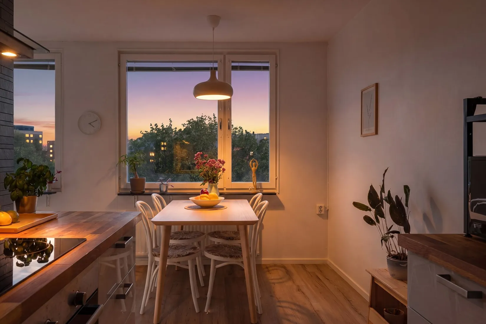 Bostadsrätt, Västra Vägen 3a - Vån 6/6, Solna centrum, Solna