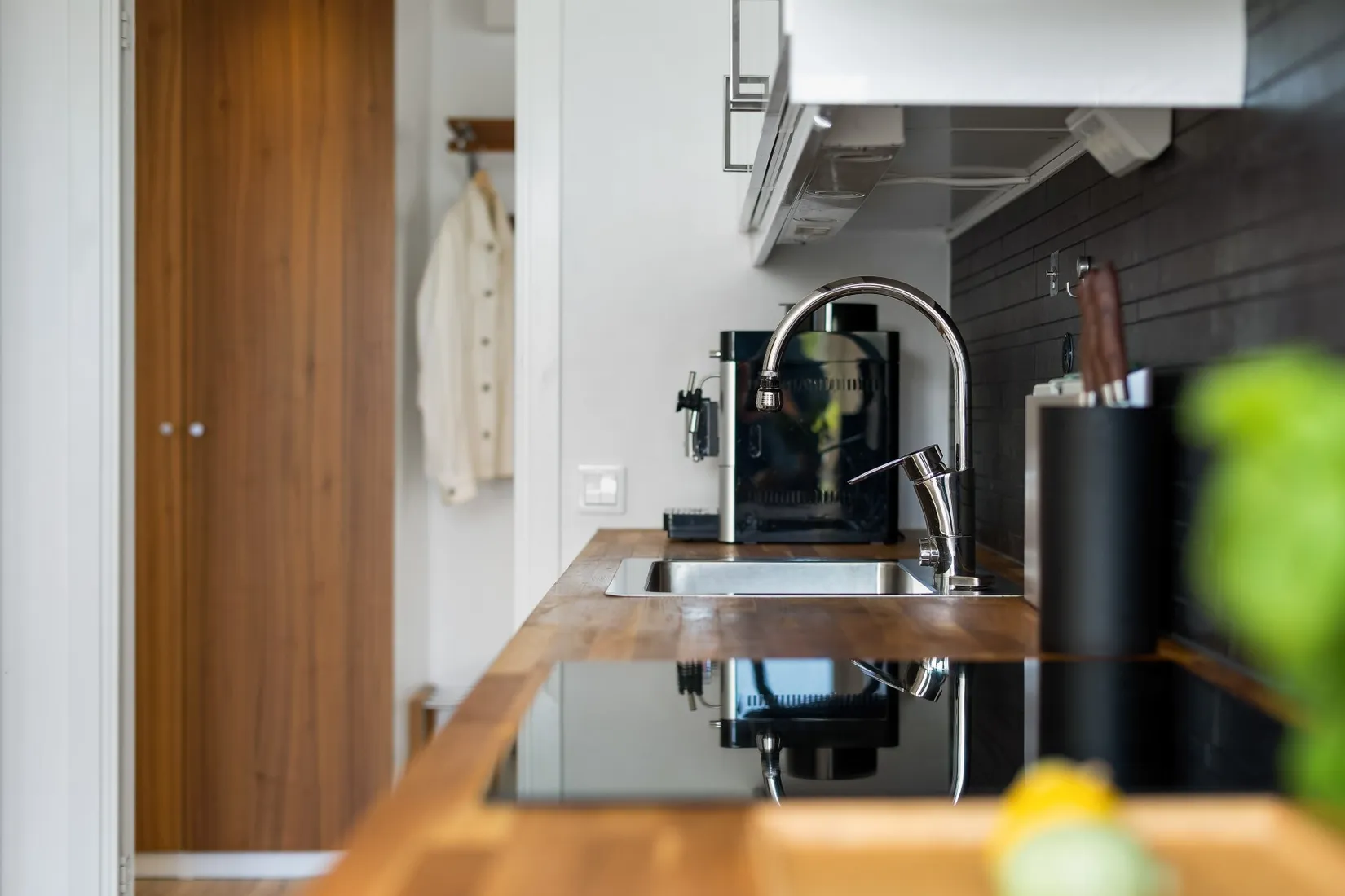 Bostadsrätt, Västra Vägen 3A, Vån 6/6, Rudviken/Solna C, Solna