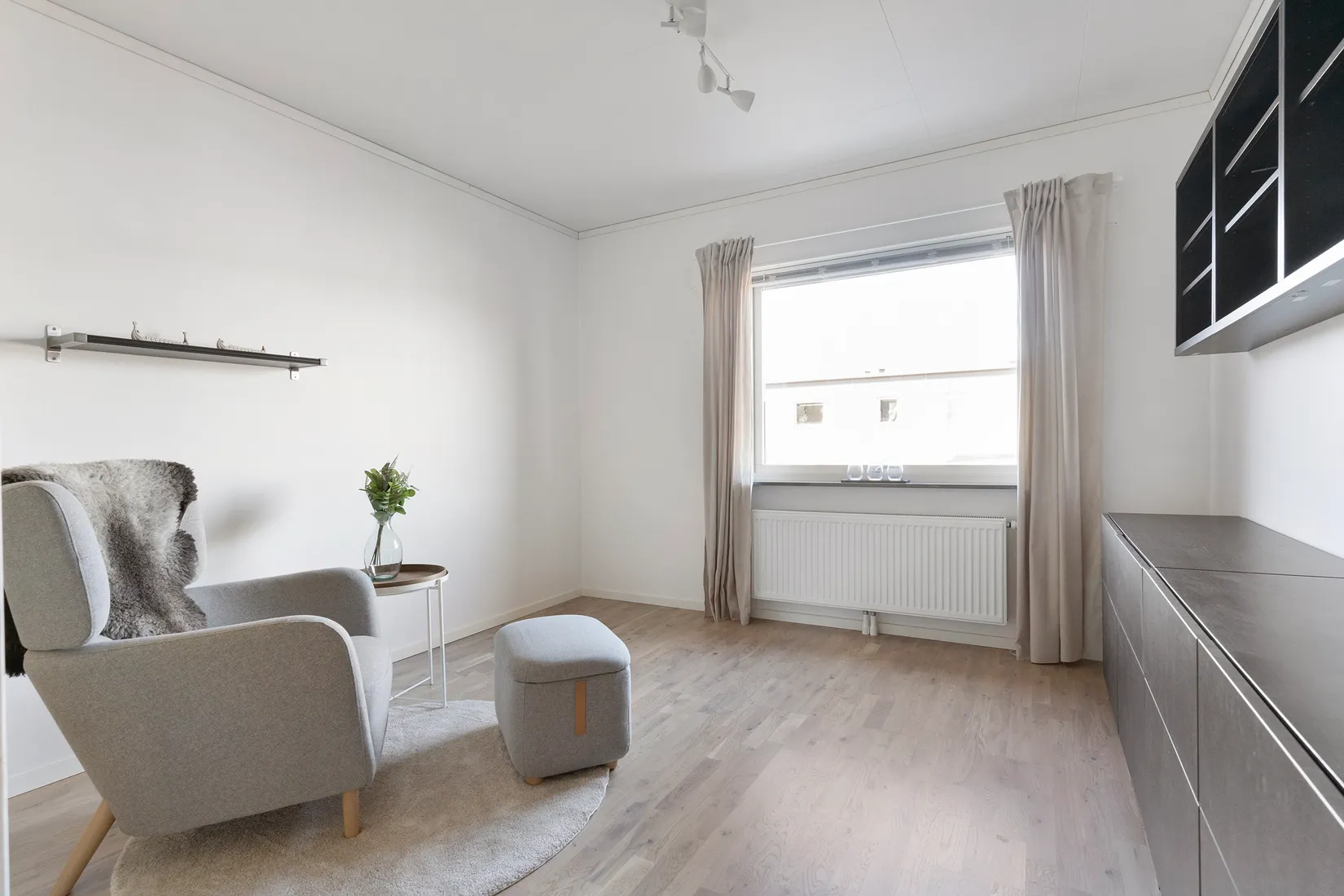 Bostadsrätt, Radhus, Biodlarvägen 22, Göta, Lilla Edet