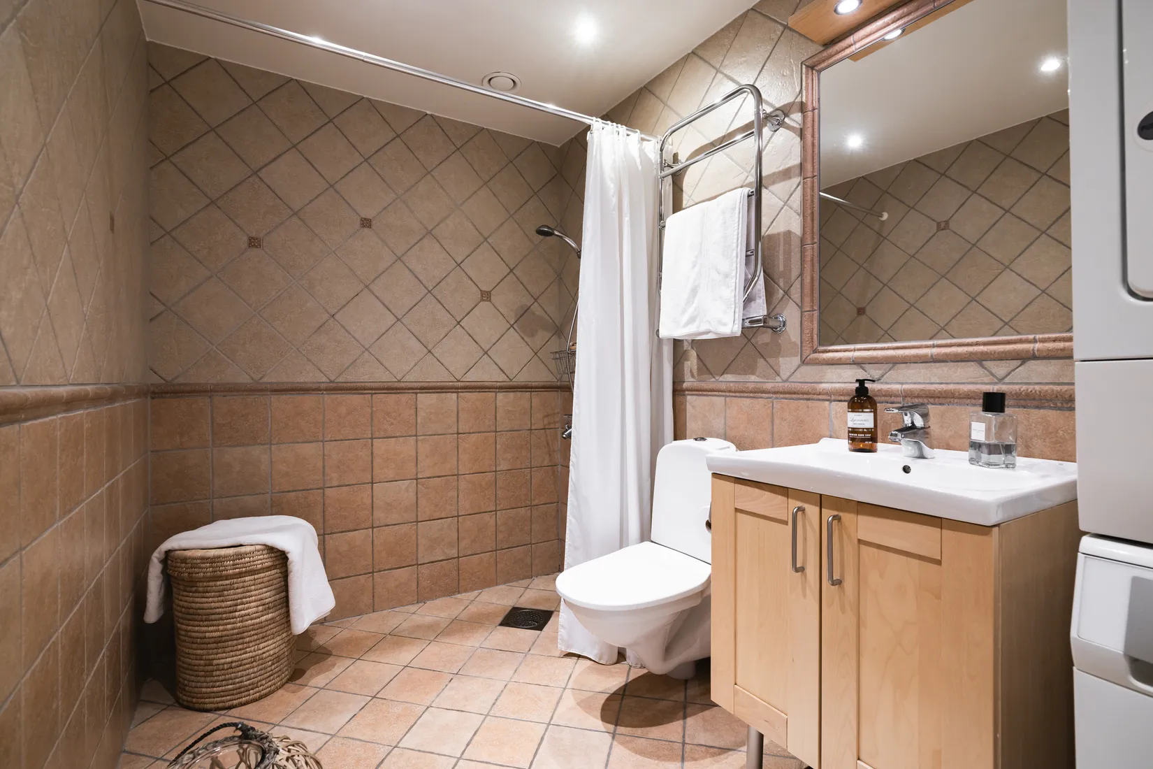 Bostadsrätt, Järnvägsgatan 12, Centrum/Mitt-i-city, Karlstad