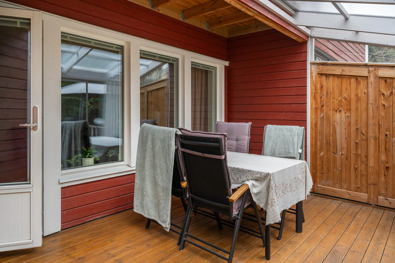 Villa, Radhus, Villagatan 44, Kullsta, Nynäshamn