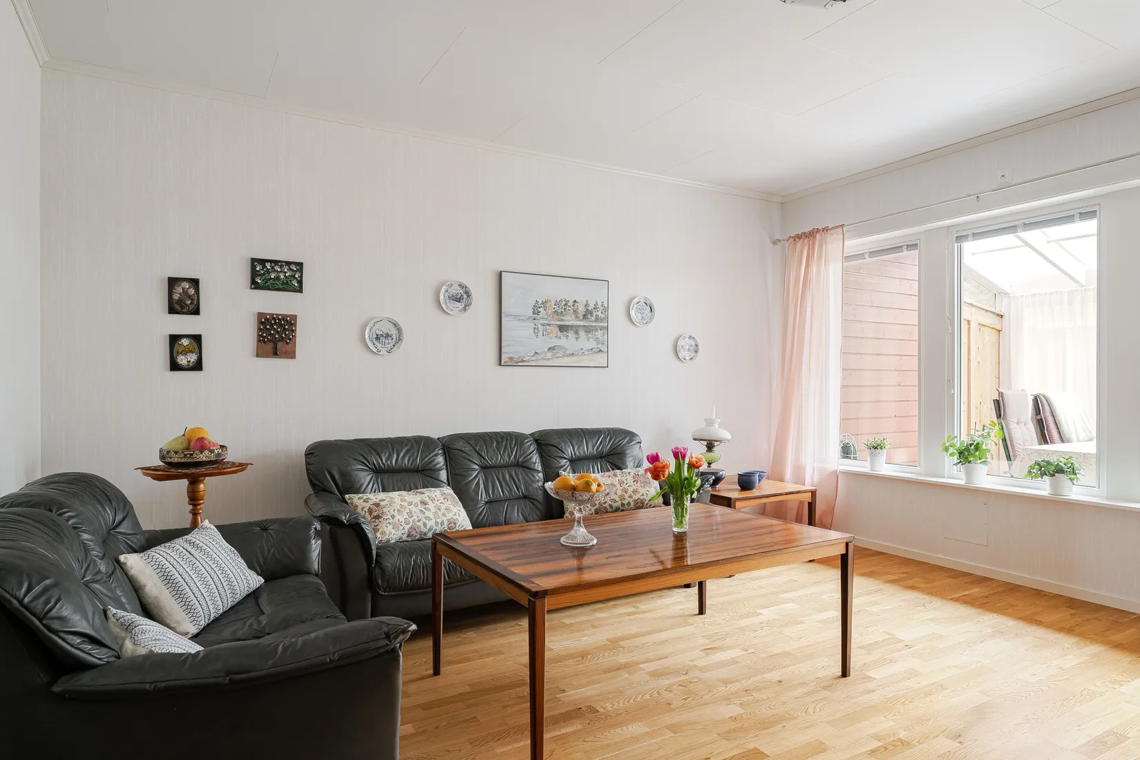 Villa, Radhus, Villagatan 44, Kullsta, Nynäshamn